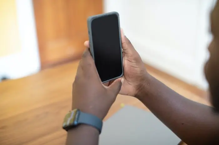 Hindari Kesalahan Penggunaan Smartphone yang Menyebabkan Baterai Cepat Boros
