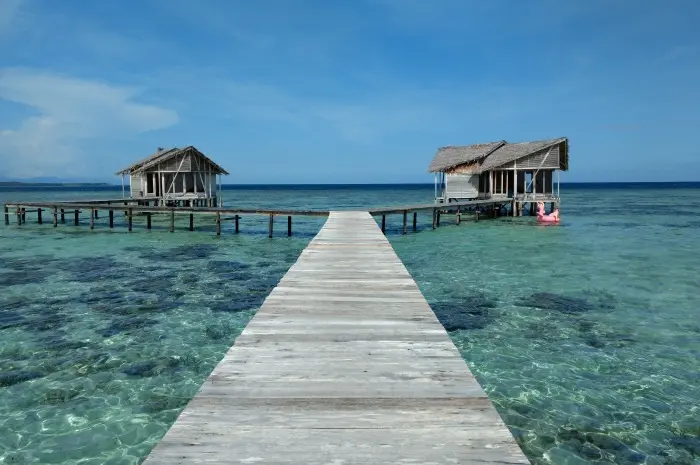 Legenda Romantis Pulau Cinta