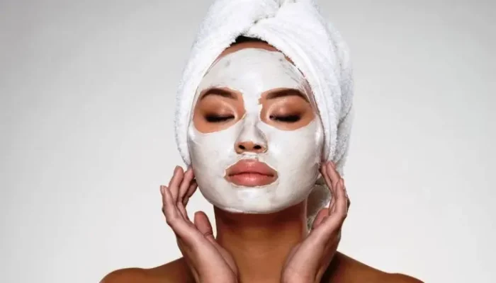 Ini Dia Masker Wajah Terbaik untuk Kulit Berminyak dan Berjerawat