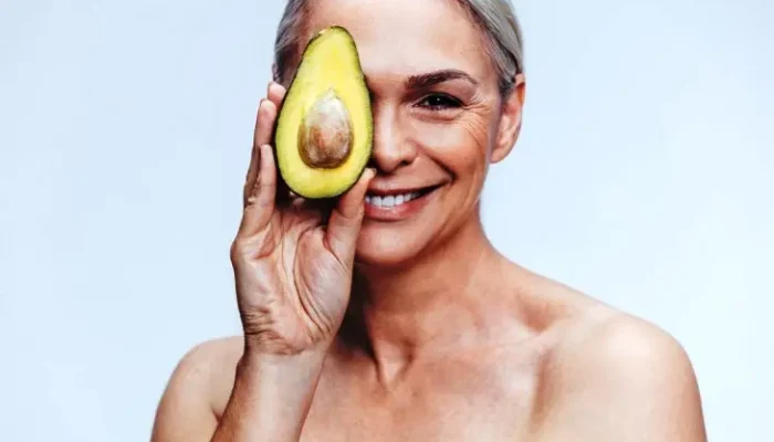 Nutrisi Anti-Penuaan: 7 Bahan Makanan untuk Kulit Awet Muda