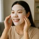 Urutan Pakai Sheet Mask yang Benar: Maksimalkan Manfaat untuk Kulit Glowing